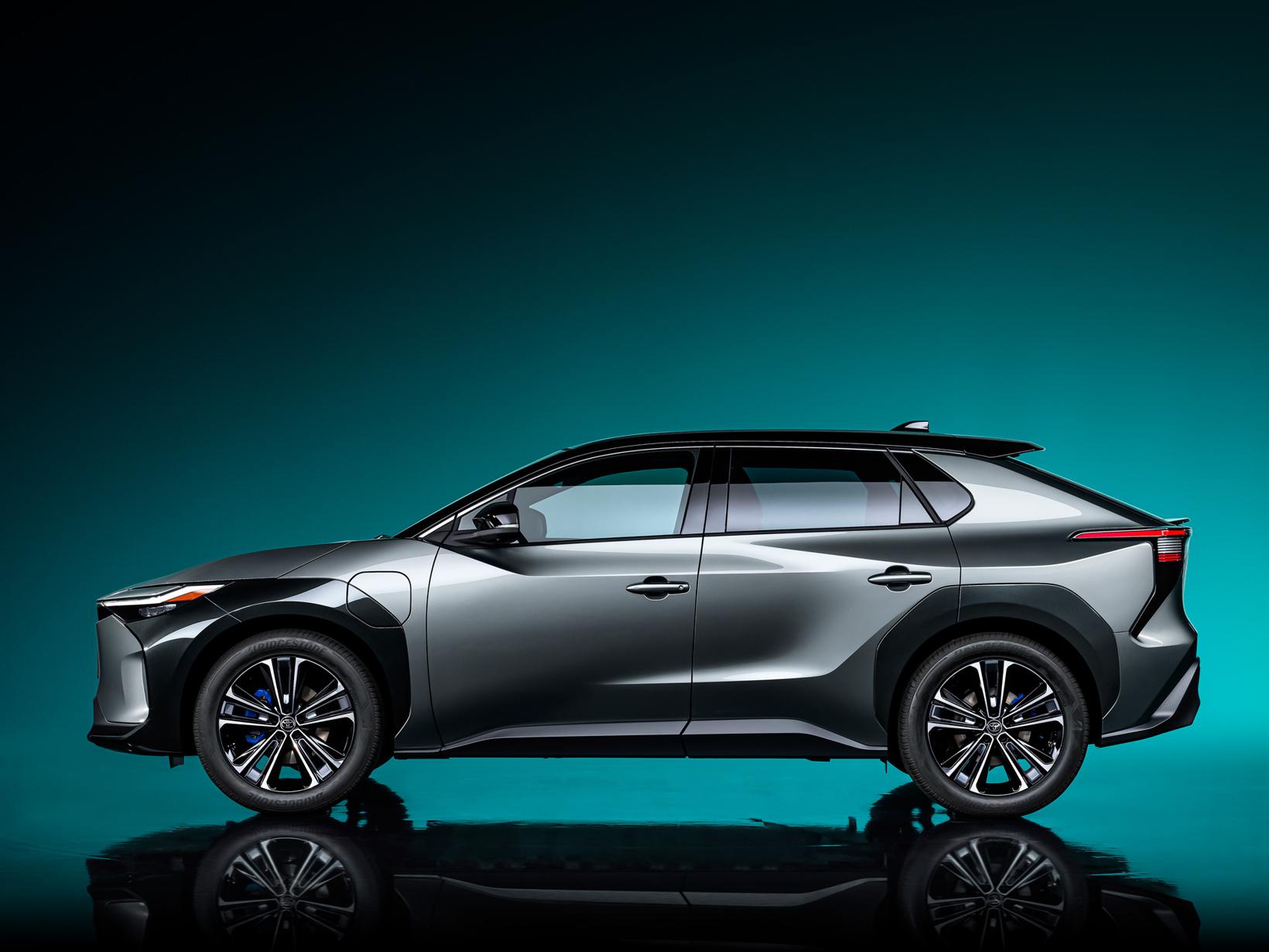 丰田公布bZ4X续航里程与部分特性 将在